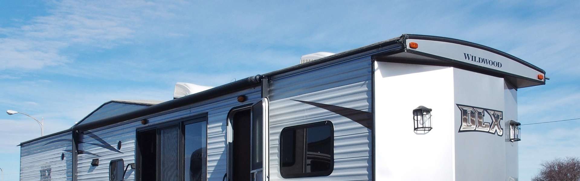 Click to show or hide the buttons