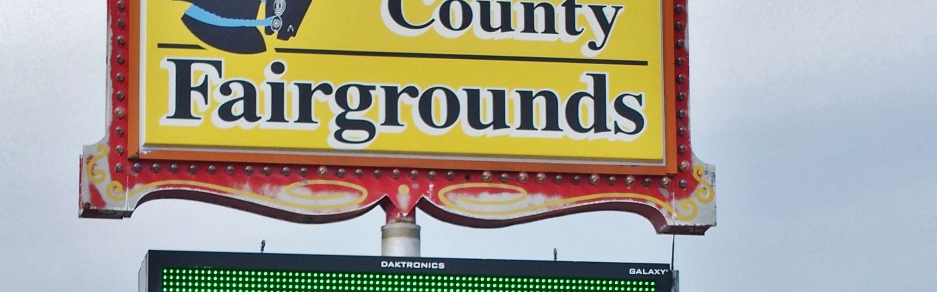 Click to show or hide the buttons